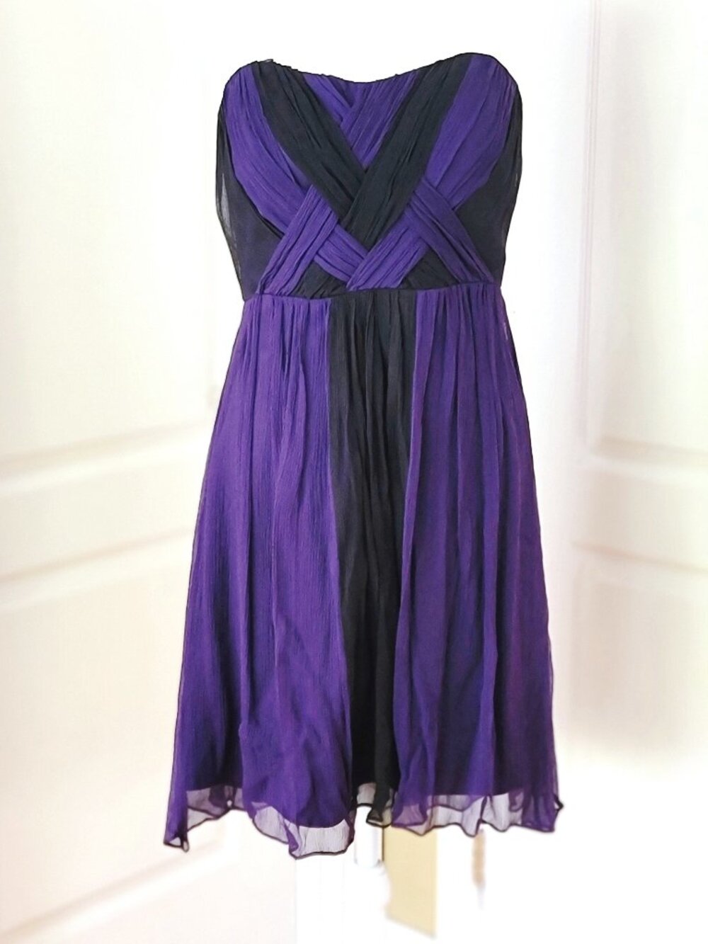 BCBG PARIS 100% SILK COCKTAIL DRESS